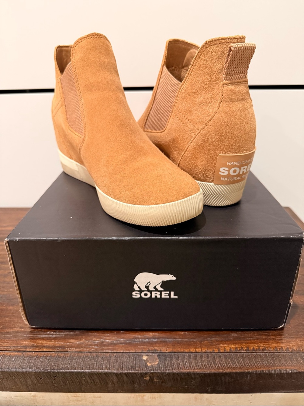 SOREL Out N About Slip-On Wedge Suede Booties Tawny Buff Size 8
